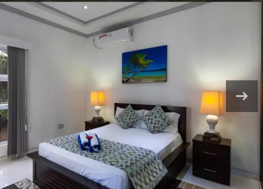 Island Charm Of Praslin Victoria Exterior foto